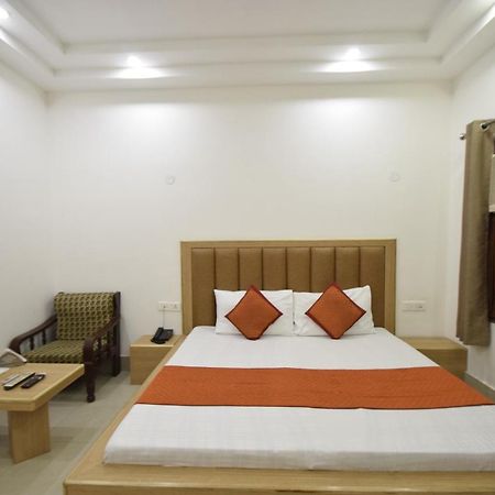 Hotel Atlantic Alwar Exteriér fotografie