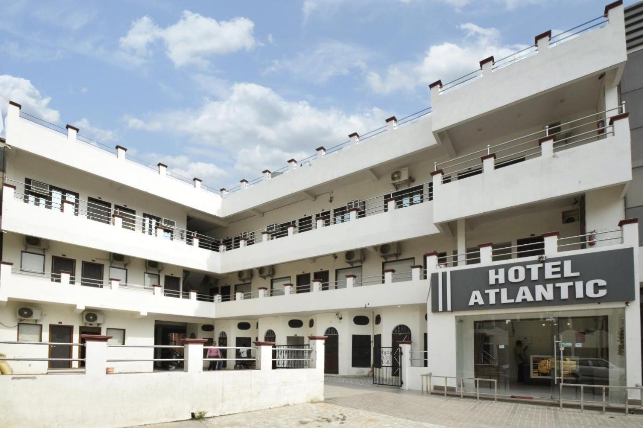 Hotel Atlantic Alwar Exteriér fotografie